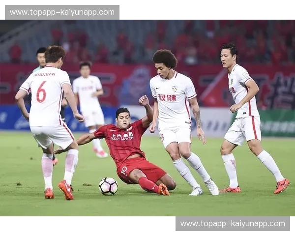 绿茵巅峰的狂想曲：当权健遇上上港，那段被金元与热血镀金的峥嵘岁月